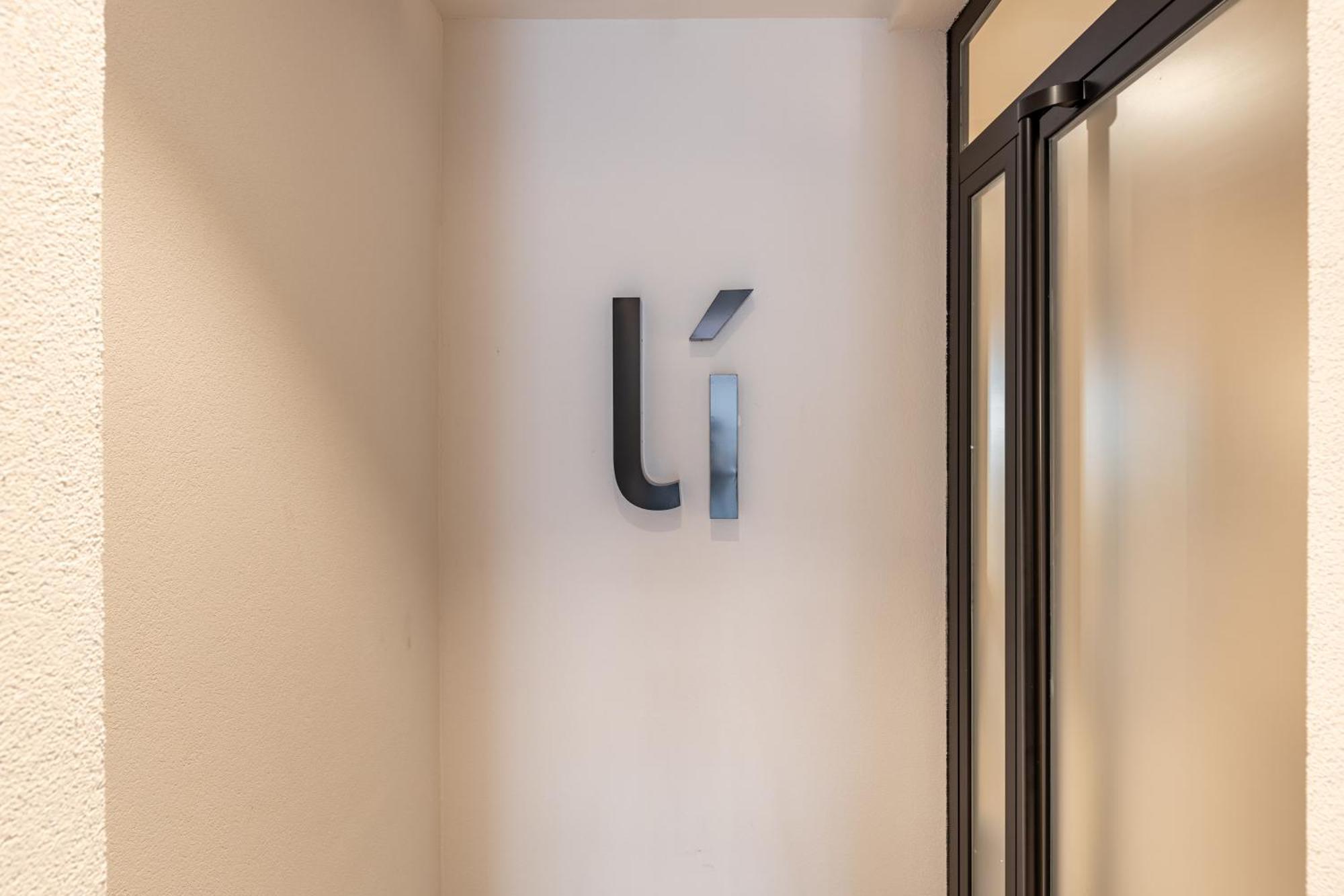 Libere Malaga Trinidad Apartment Exterior photo