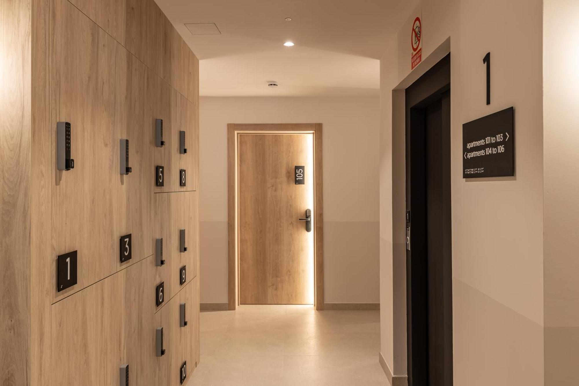 Libere Malaga Trinidad Apartment Exterior photo